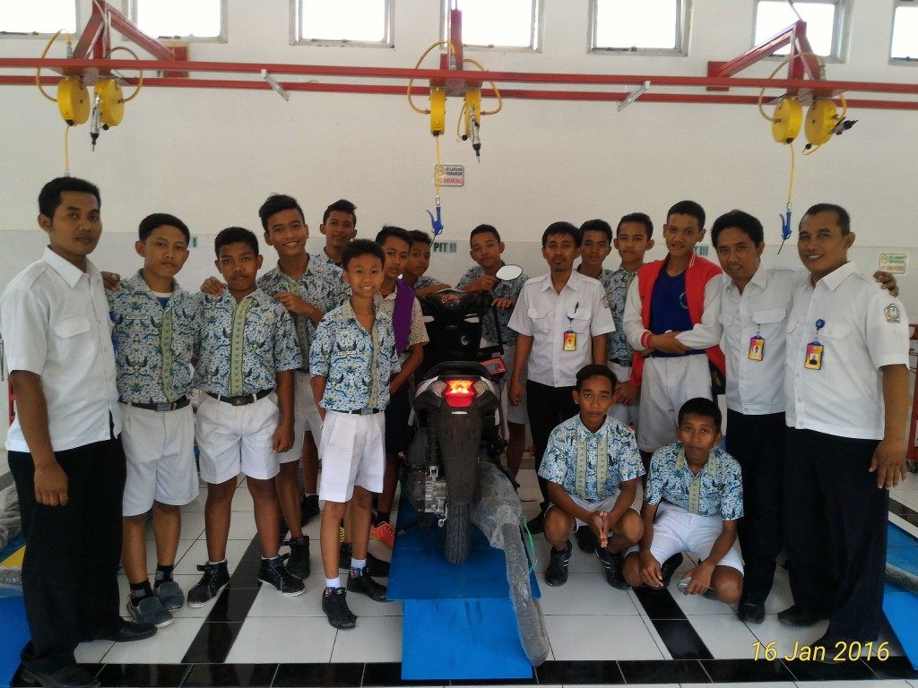 Kunjungan dari SMP 1 Margorejo